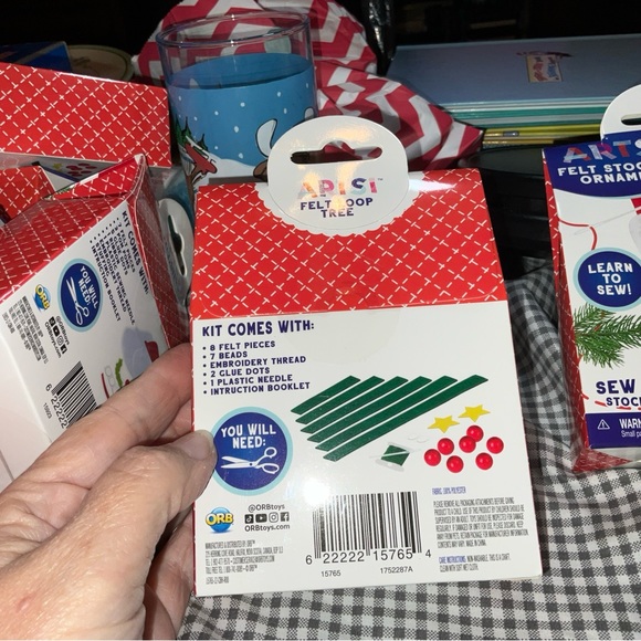 Artsi Felt Loop Tree-Loop Your Own Tree, Santa, Stocking Ornament 20 Pc Lot Of 3 - Picture 7 of 16